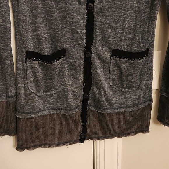 Miss Me Distressed Studded & Embellished Button-Up Gray Cardigan Size S - Picture 5 of 9